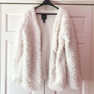 Forever 21 White Faux Fur Coat/Cardigan, SIZE LARGE